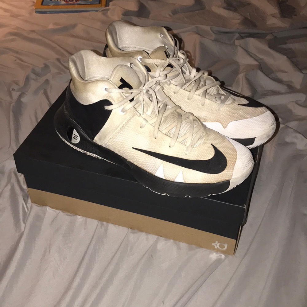 KD trey 5 IV TB shoes men’s size 14